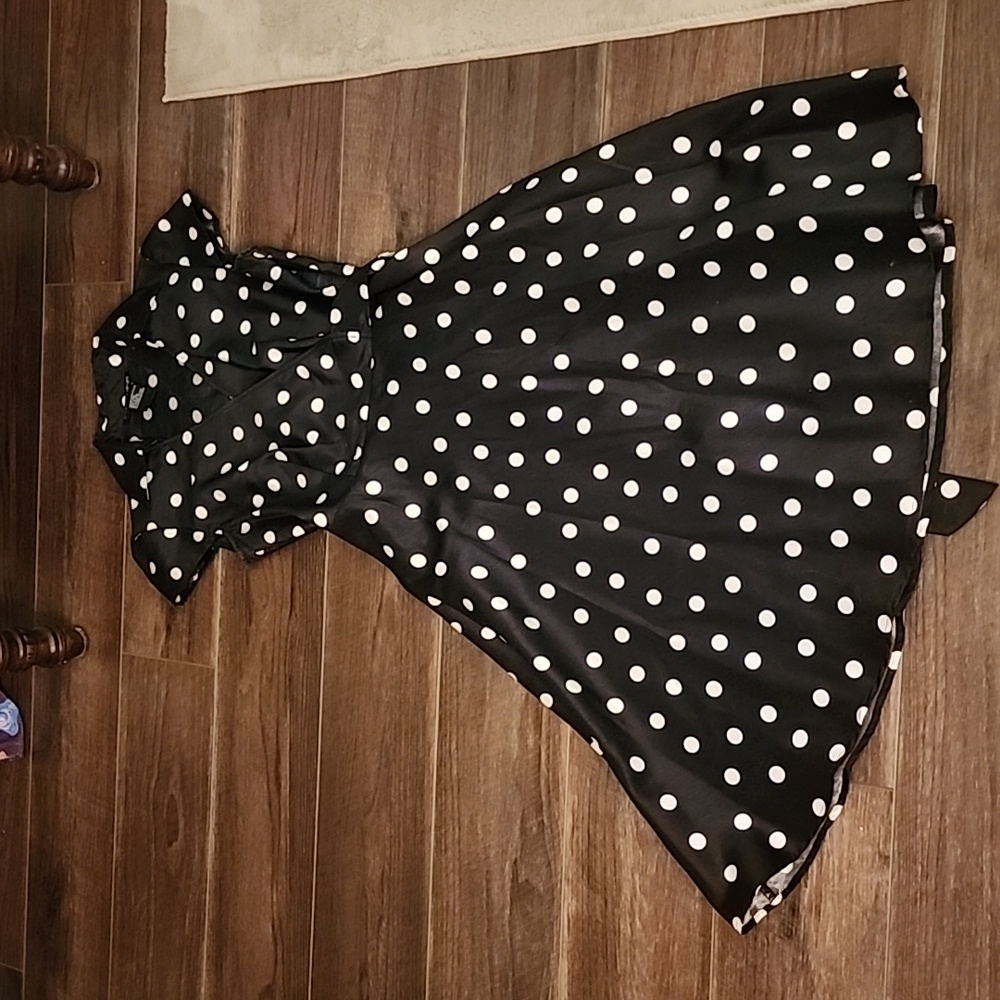 Madison Leigh vintage polka-dot dress.